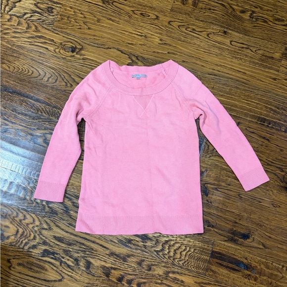 GAP Sweaters - GAP Salmon Crew Neck Sweater